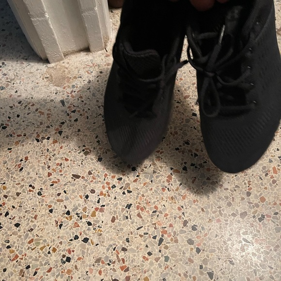 Nike sneakers - Picture 2 of 5